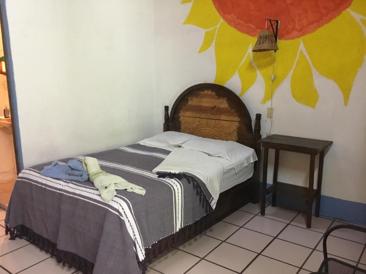 Oaxaca Hostal Luz De Luna Nuyoo מראה חיצוני תמונה